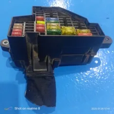 BOX SIKRING VW GOLF MK6