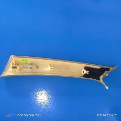 COVER PILAR KANAN AUDI A6.