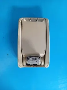 TUTUP LACI CONSOLE BOX AUDI A6
