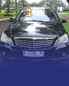 Mercedes-Benz C200 W204 CGI Tahun 2012